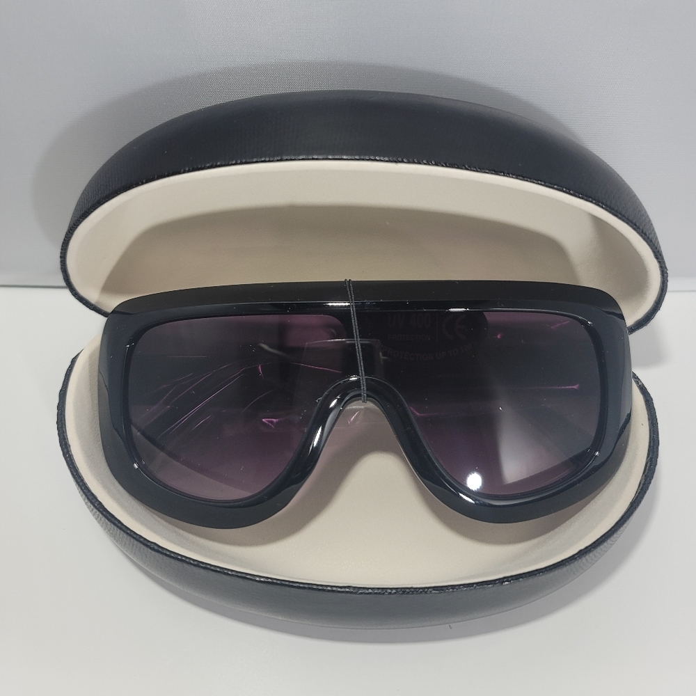 New fashion sunglasses with case